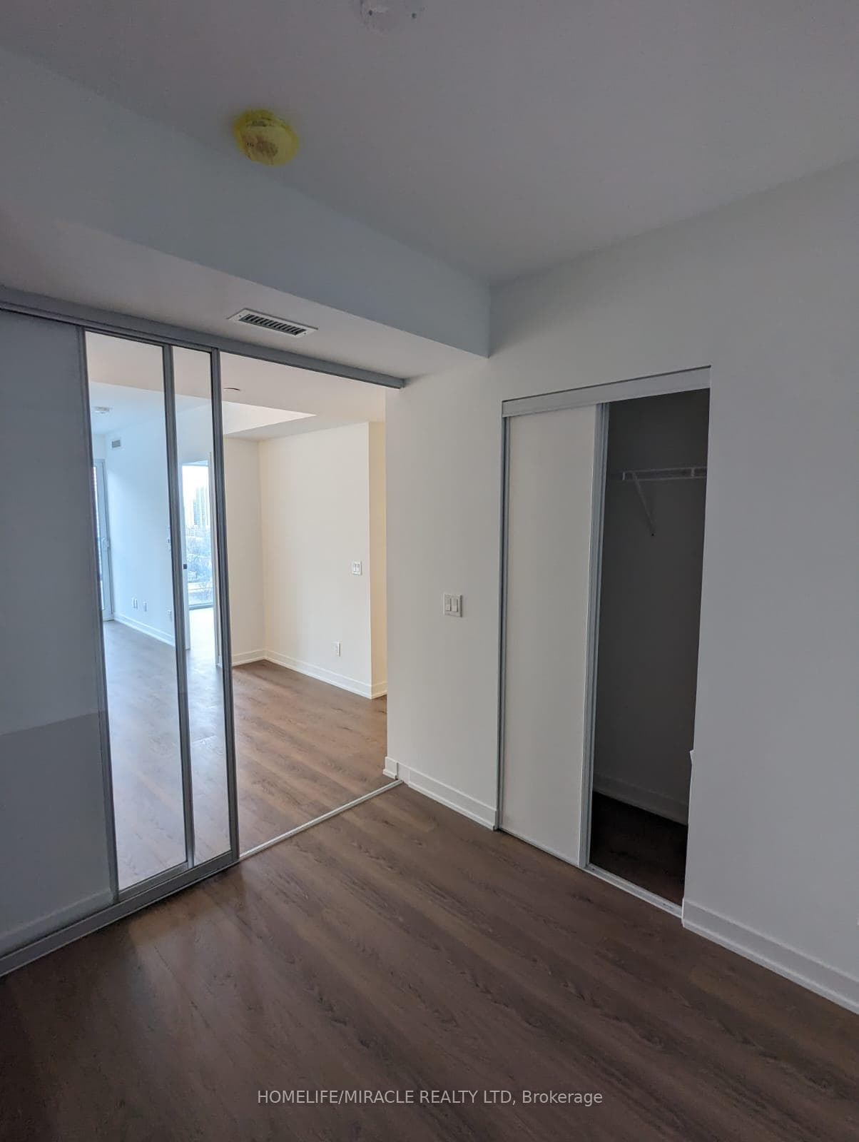 319 Jarvis Street Unit 2107 photo 9