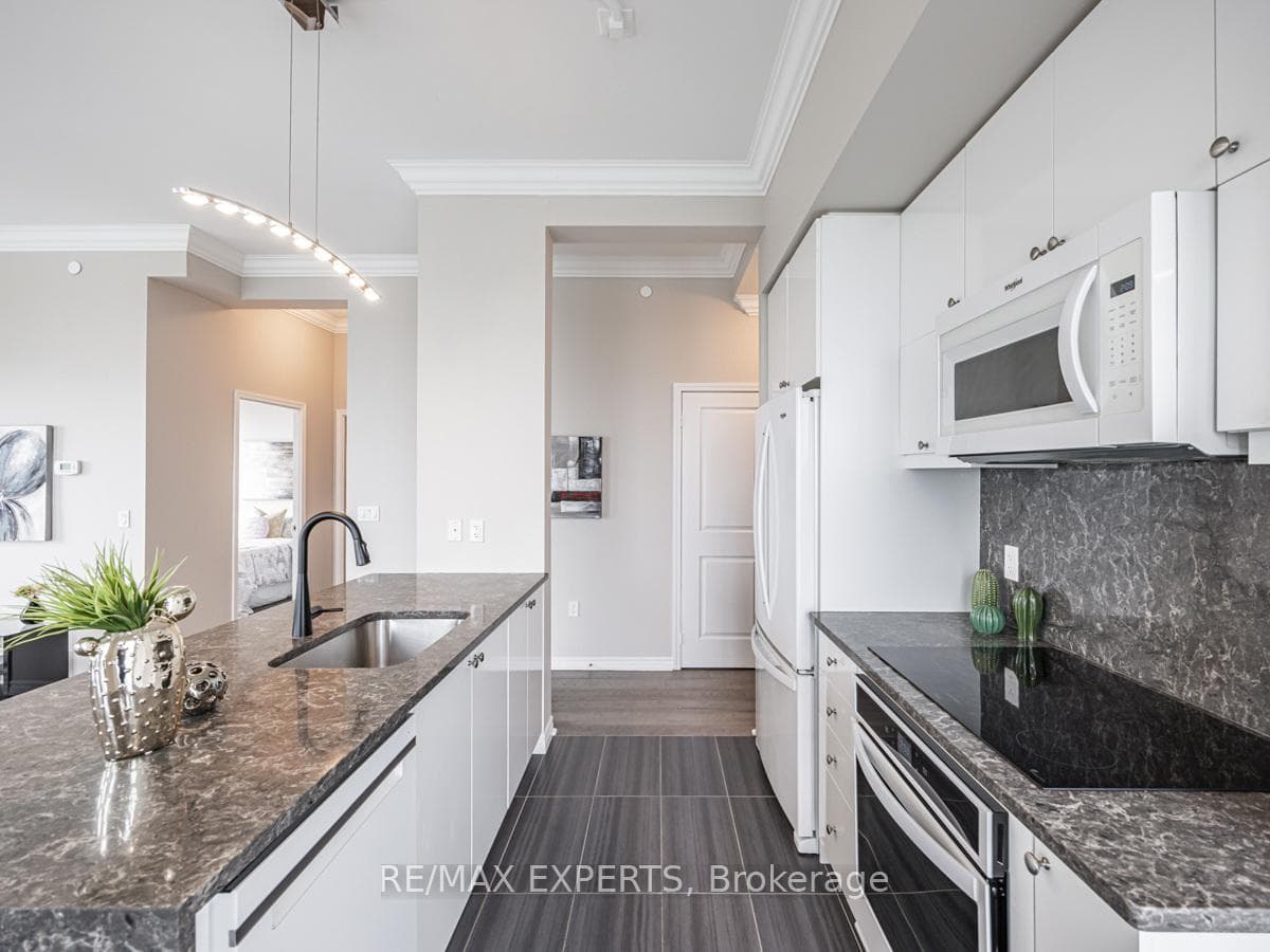 39 Annie Craig Drive Unit 1716 photo 16