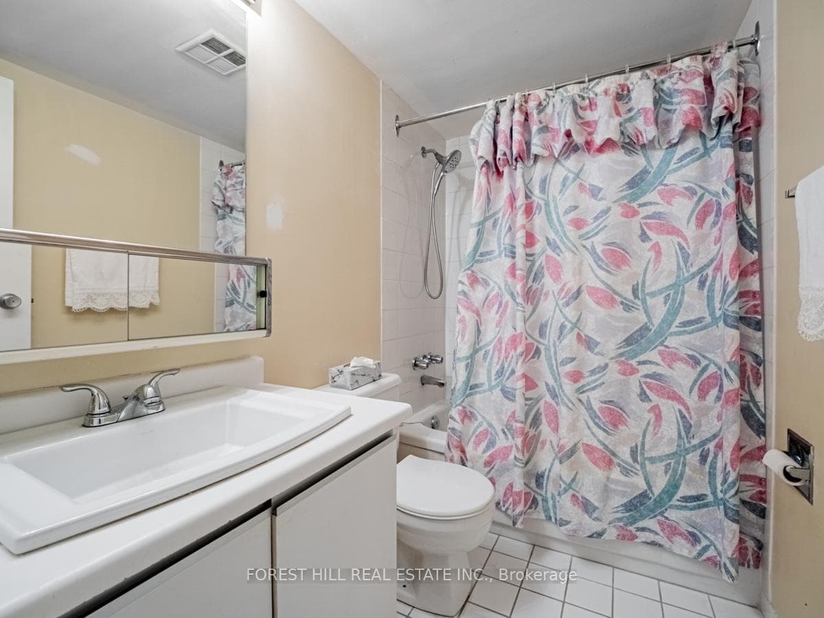300 Webb Drive Unit 302 photo 22