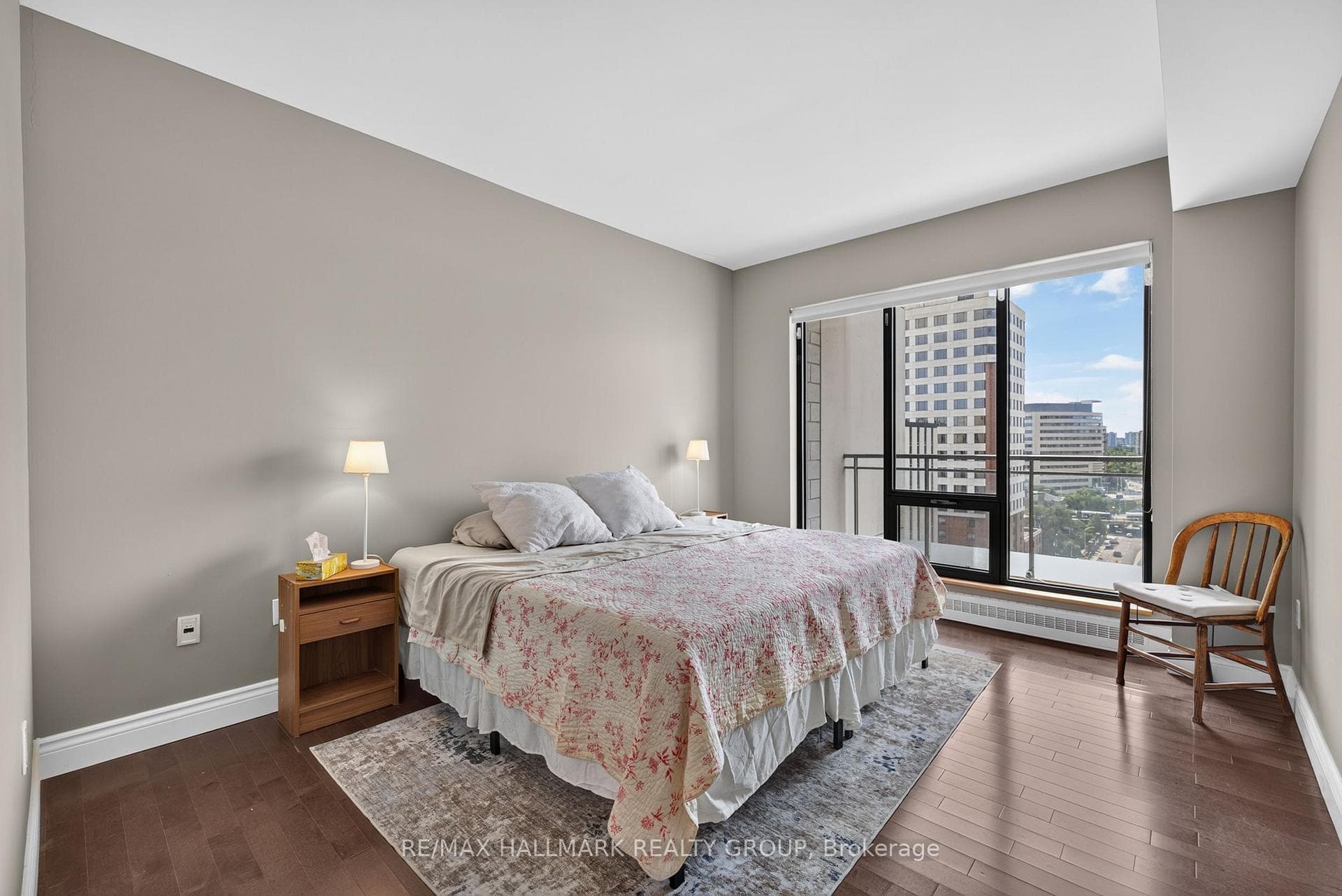 90 George Street Unit 1301 photo 15