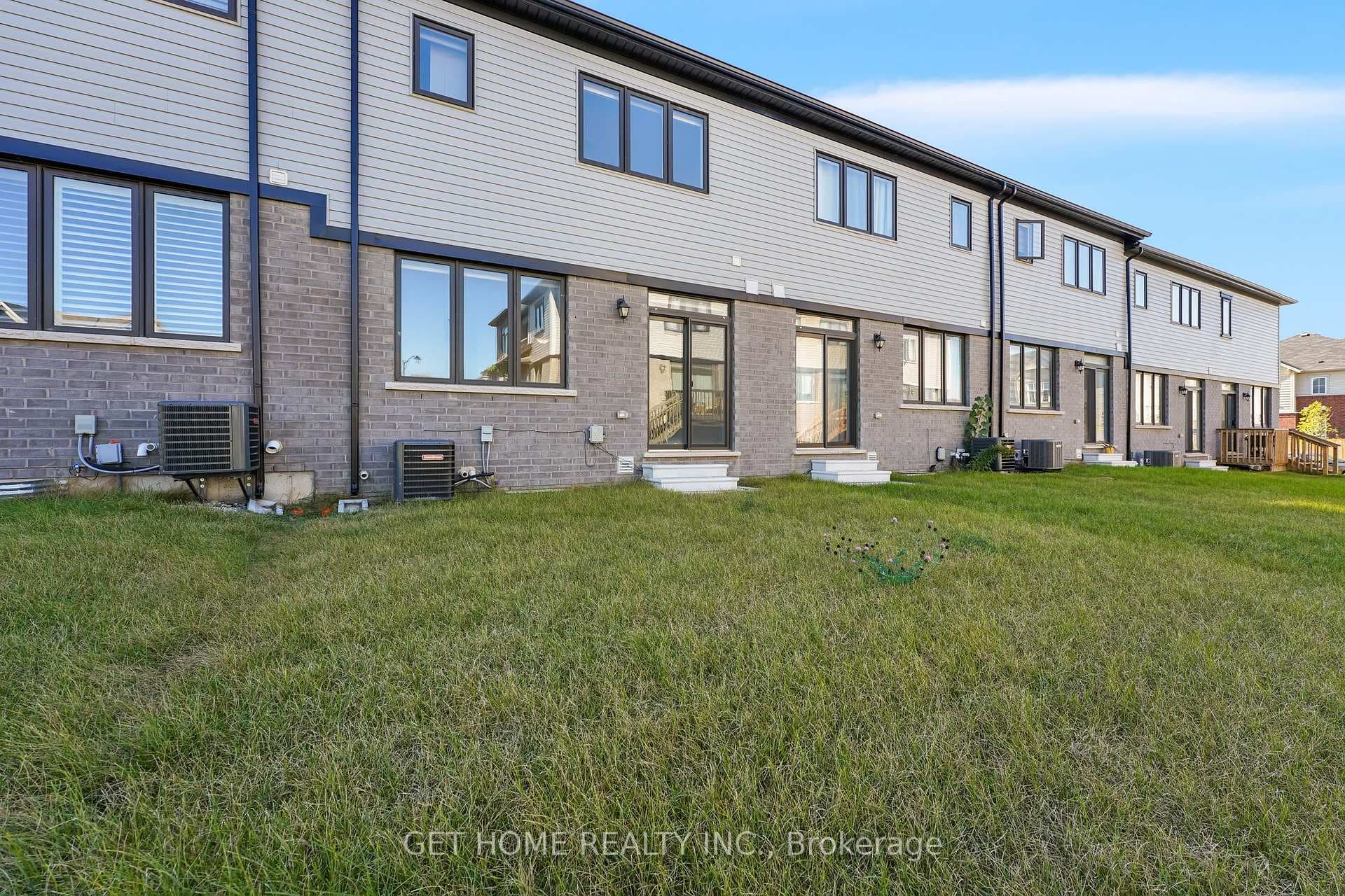 379 Dolman Street photo 39