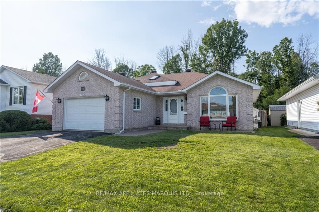 1229 DOVER Road photo 1
