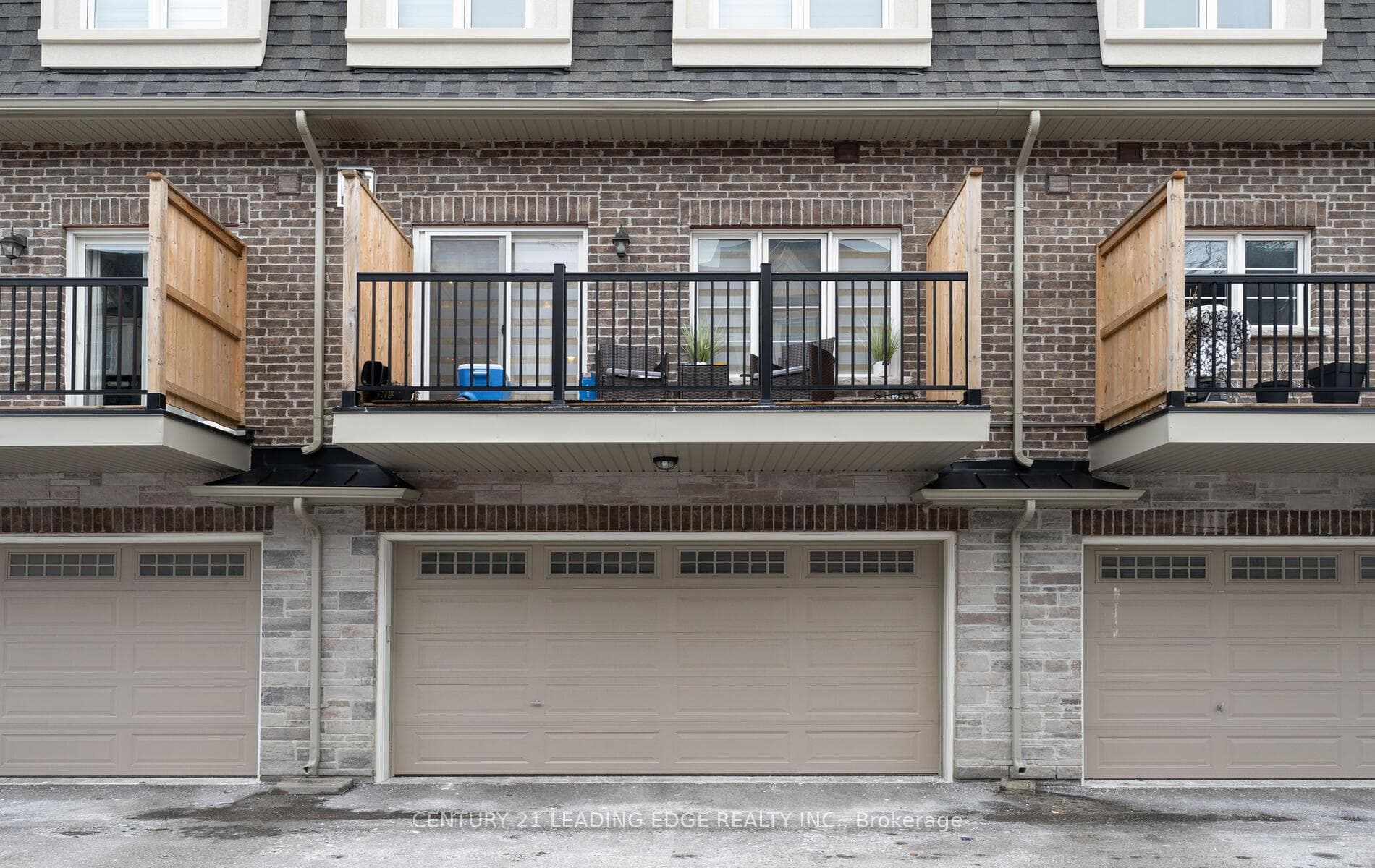 174 Elgin Mills Road photo 2
