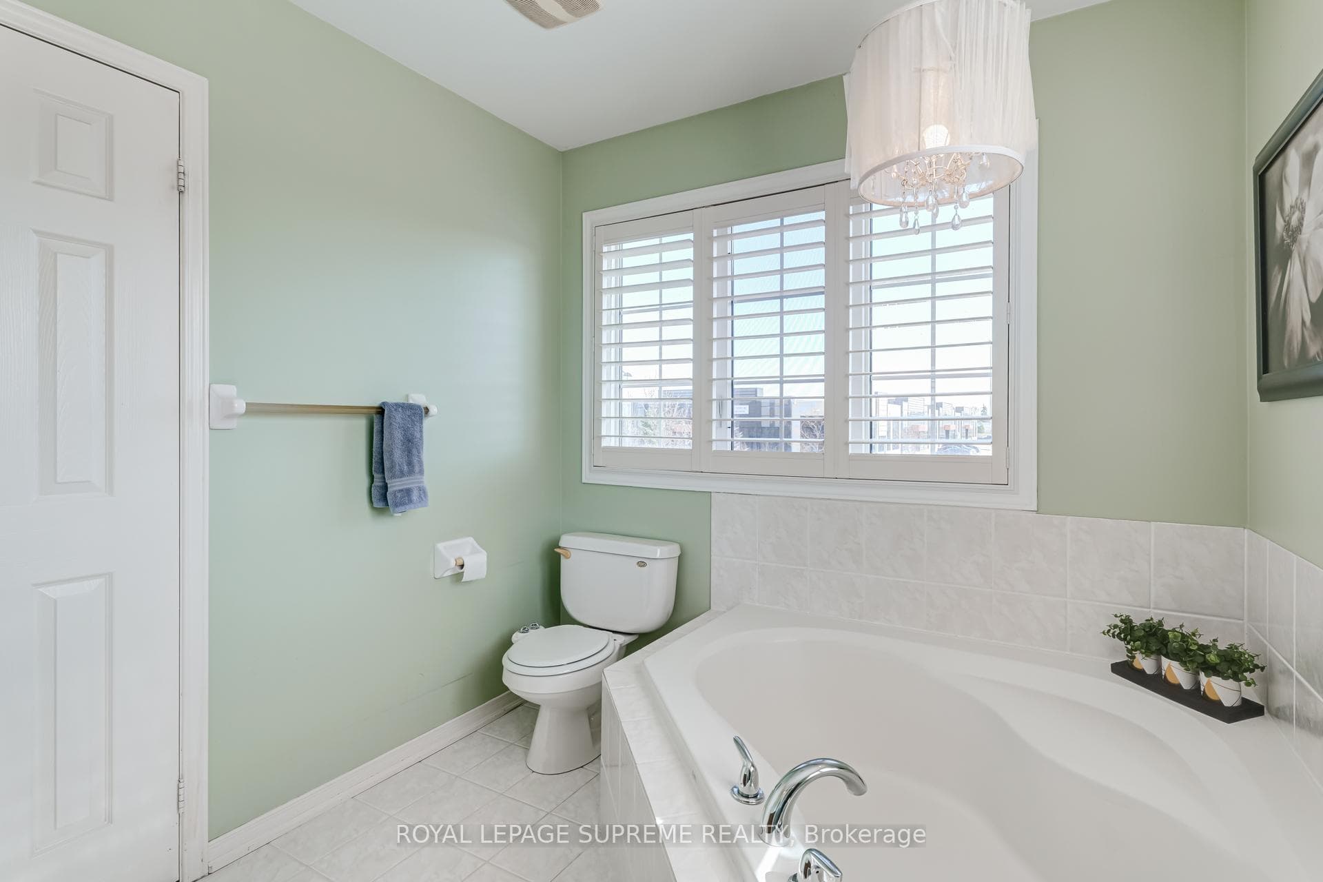 106 Argento Crescent photo 25