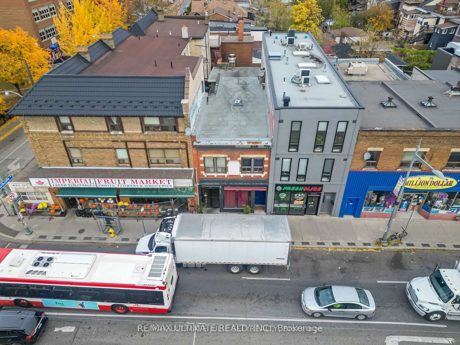 1108 St Clair Avenue photo 3