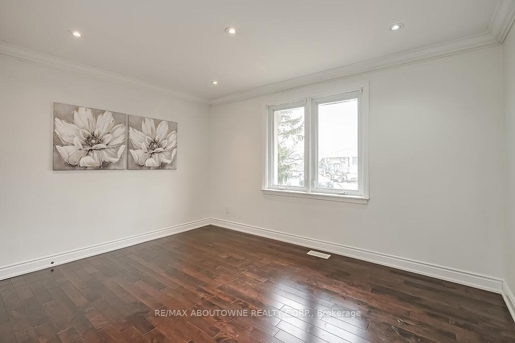 640 Weynway Court photo 19