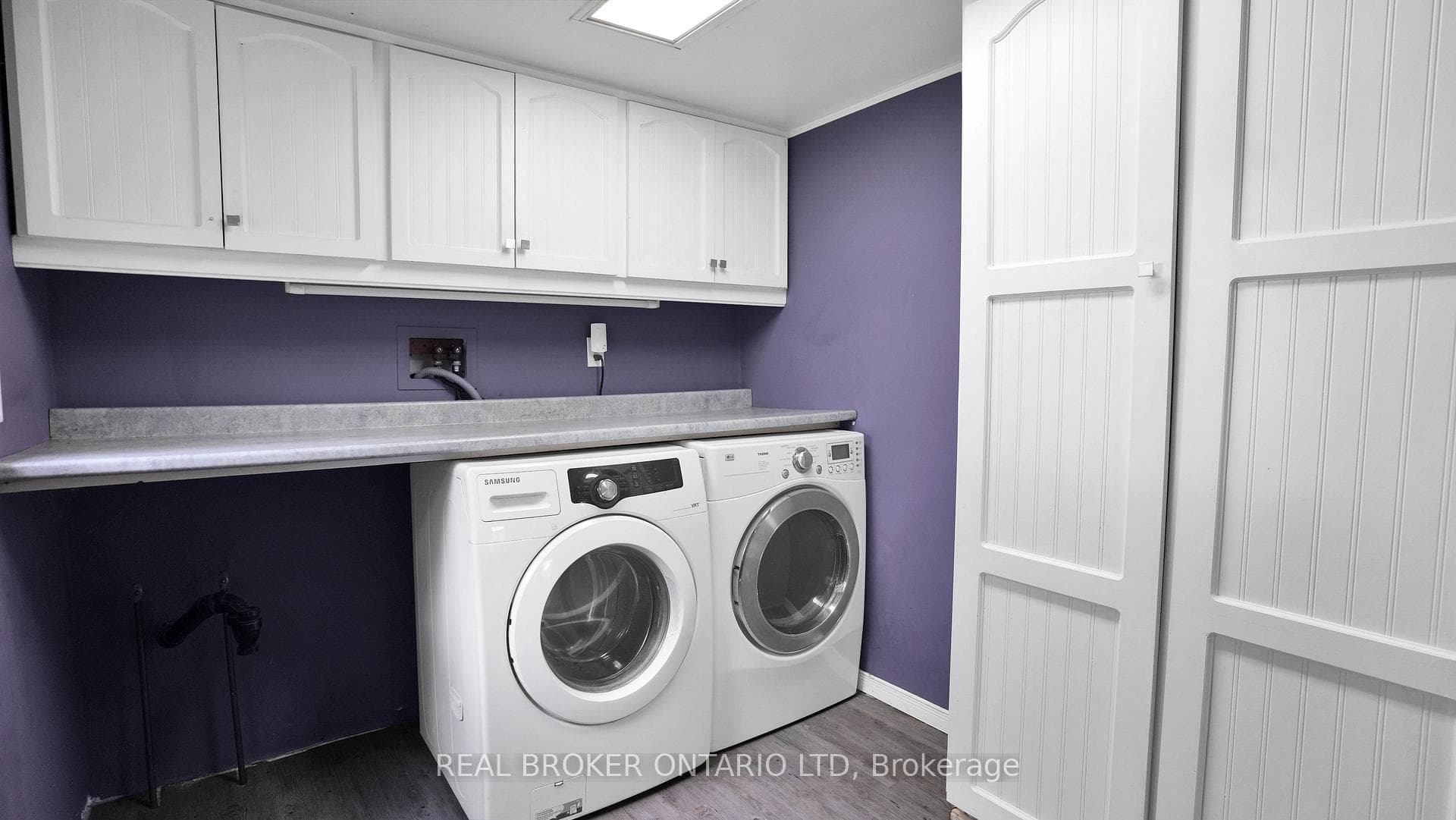216 Victoria Street photo 21