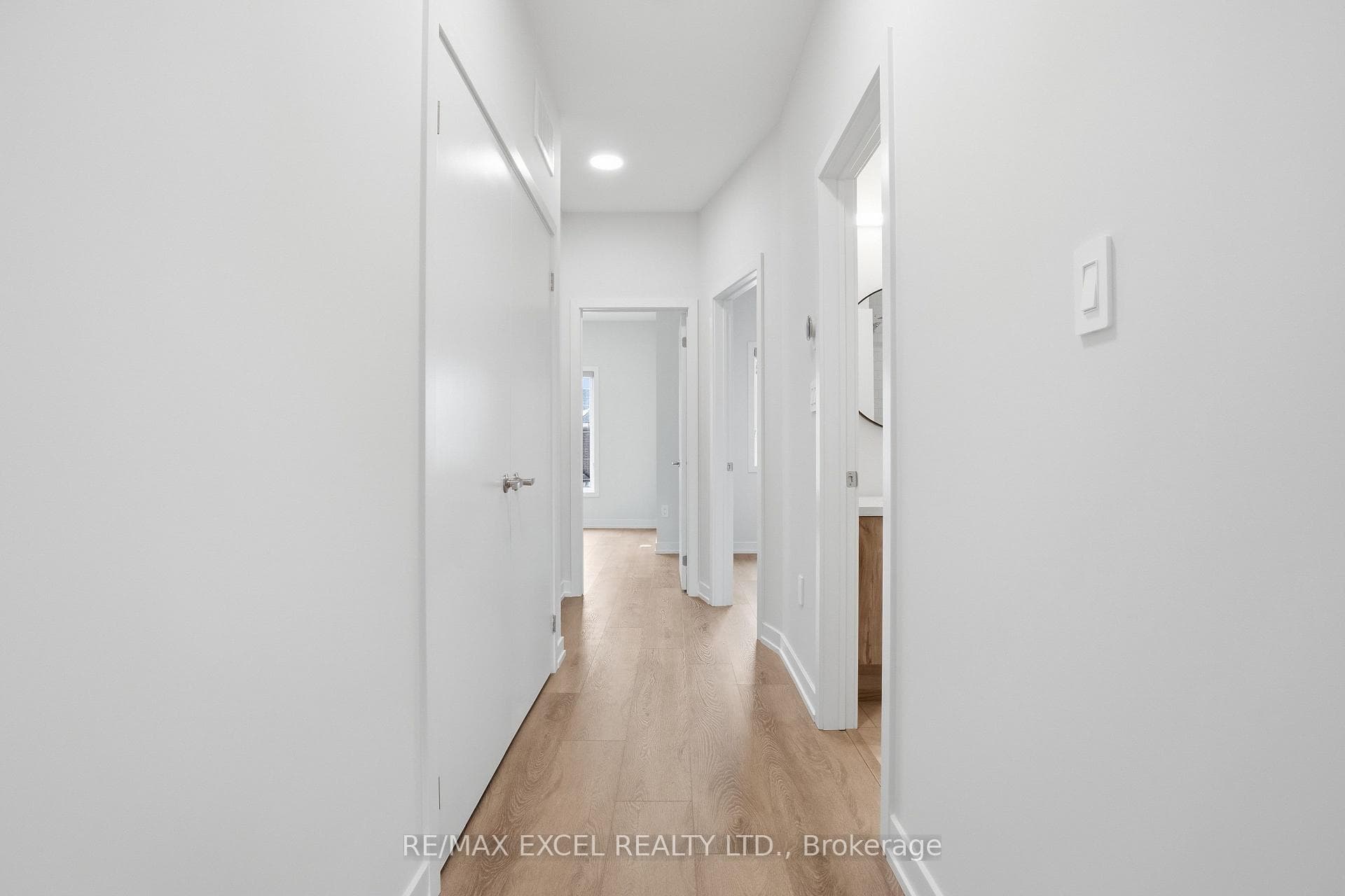 7 Peace Lane photo 16