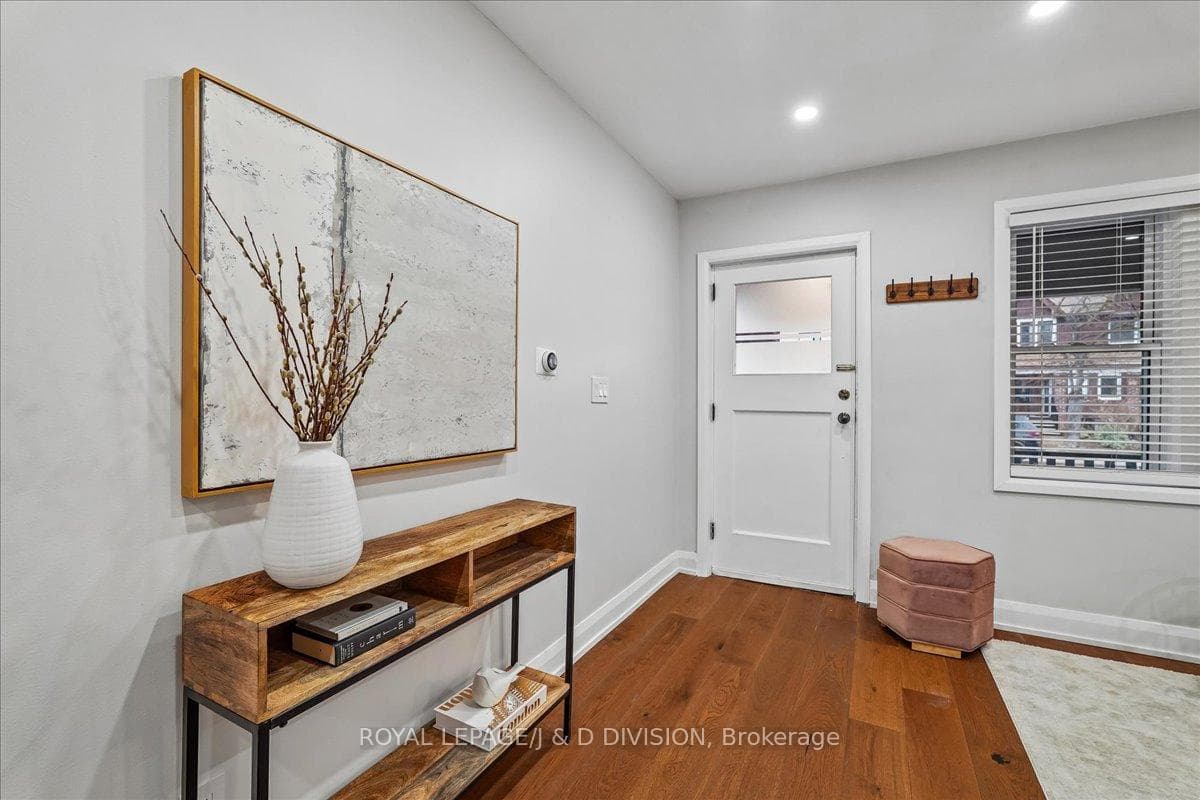 159 Ranleigh Avenue photo 4