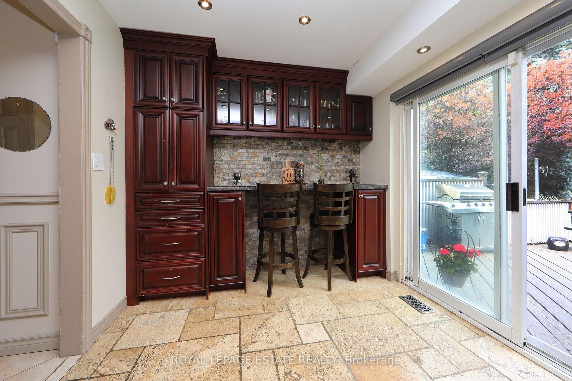 19 Deekshill Drive photo 15