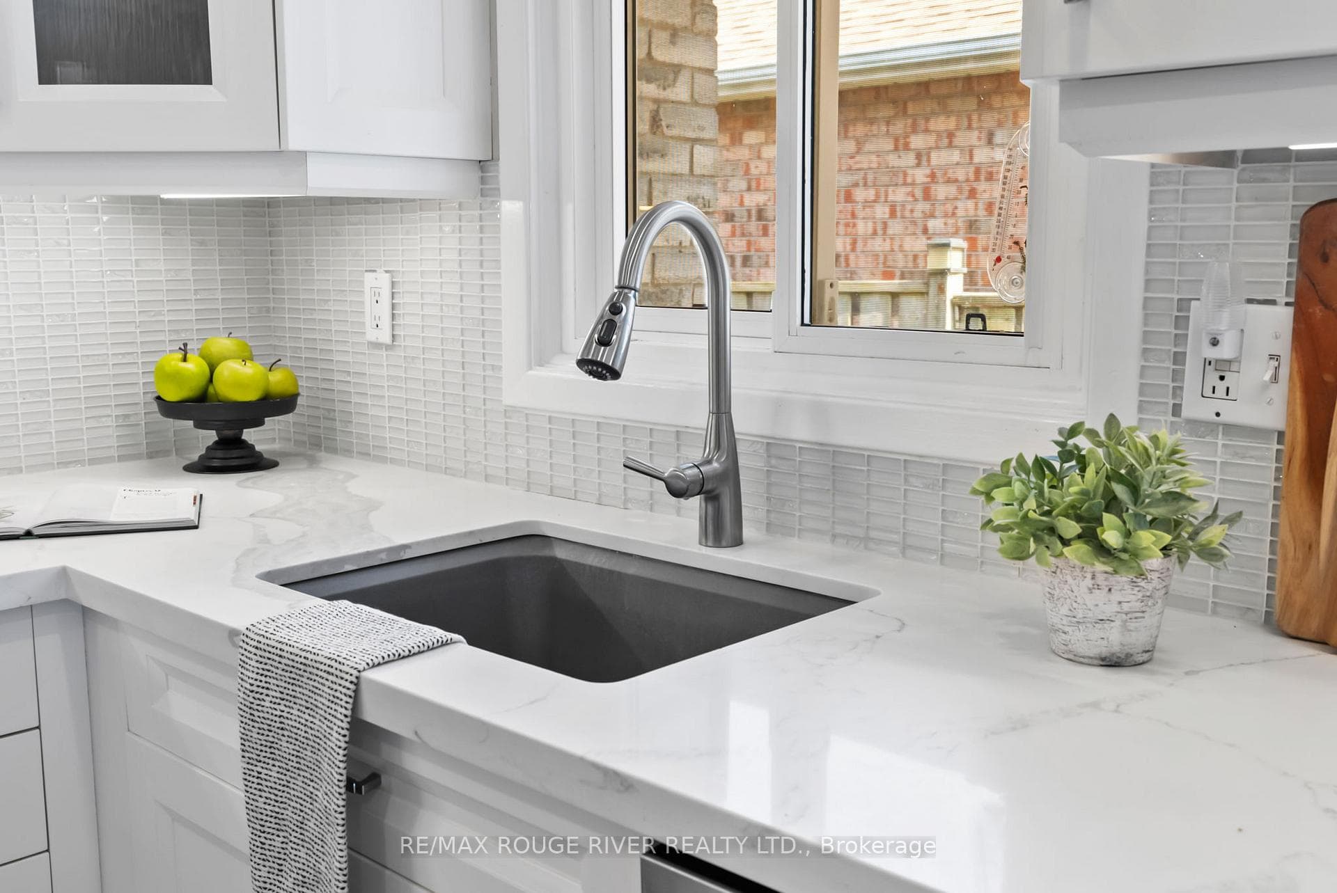 65 Homefield Square photo 9