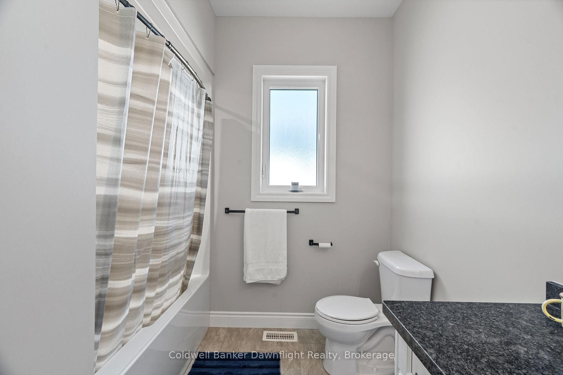714 Gloria Street photo 25