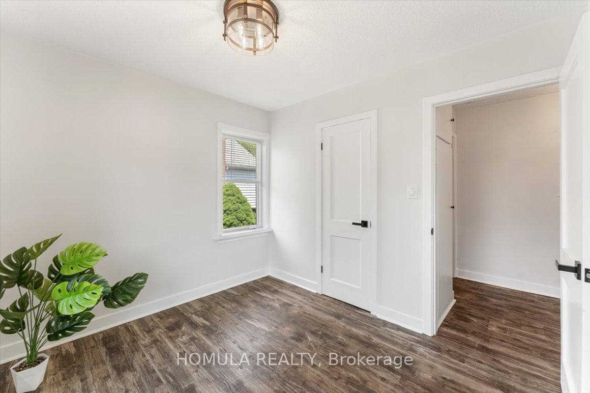 596 Hager Avenue photo 18