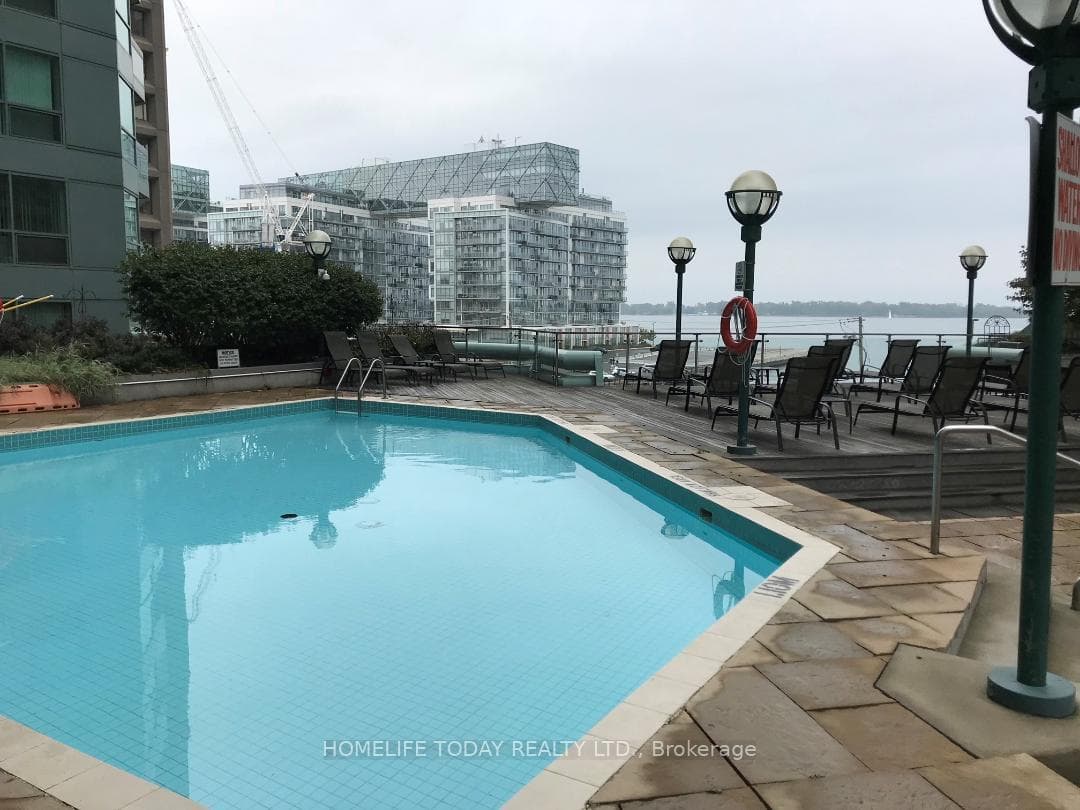 10 Yonge Street Unit 2704 photo 31