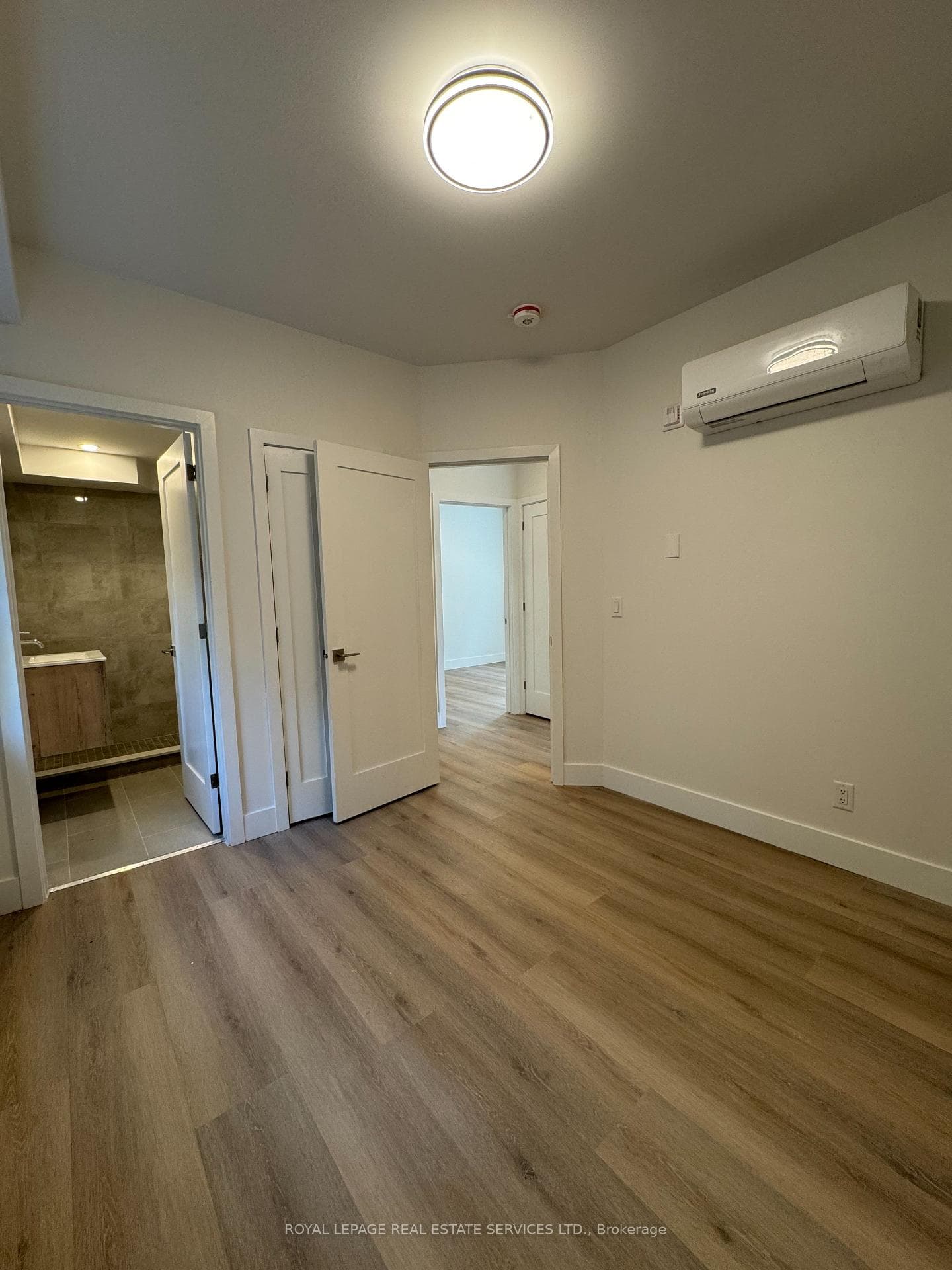 61 Pinehurst Avenue Unit C photo 5