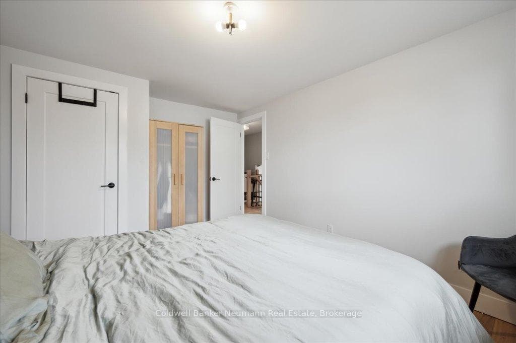 180 Southwood Drive photo 21