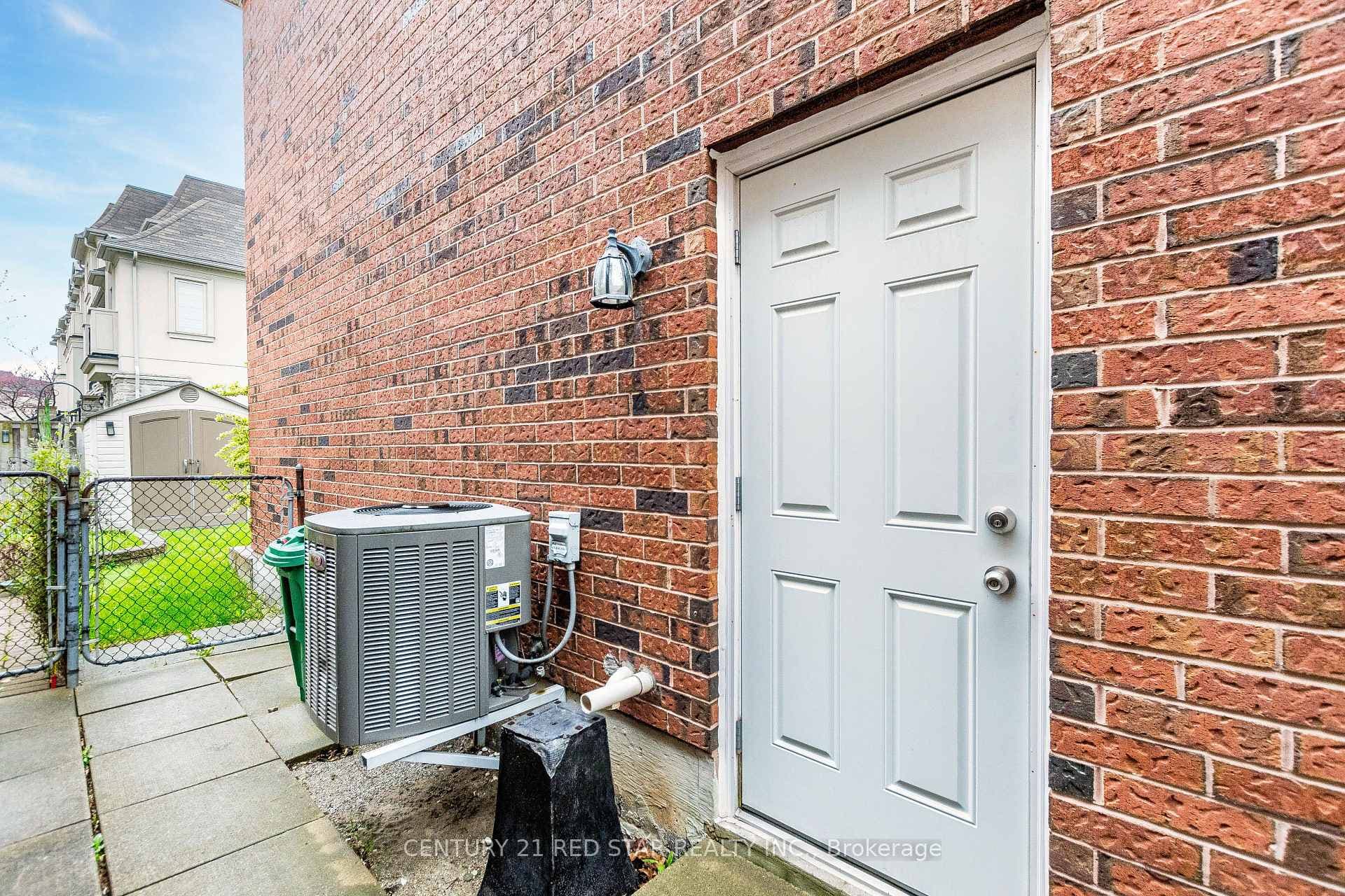 4114 Bishopstoke Lane photo 46