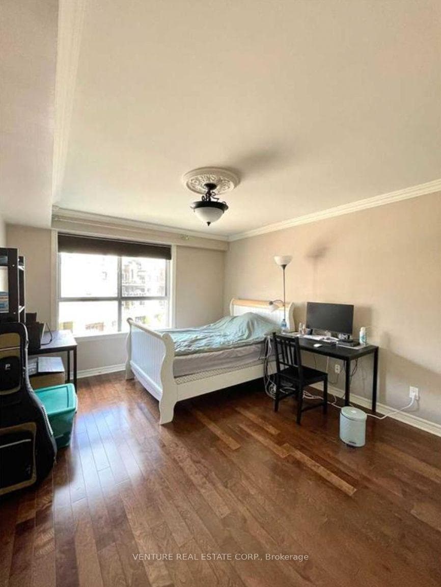 121 Woodbridge Avenue Unit 413 photo 9