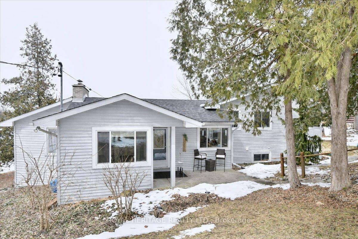 298 Fife Avenue photo 2