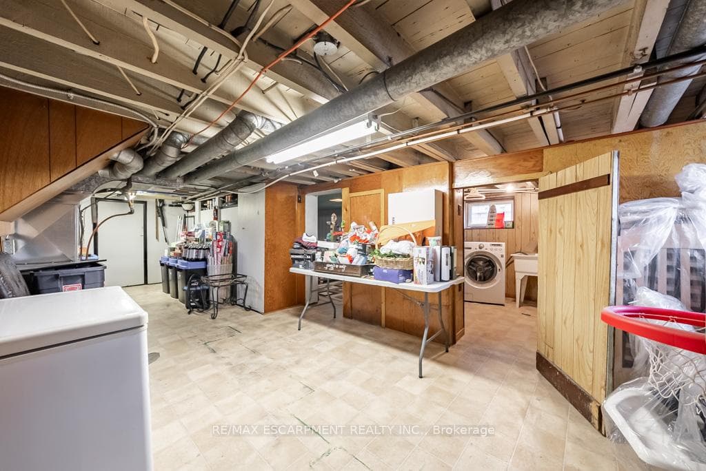 326 East 12th Street photo 23