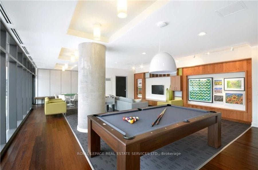 225 Sackville Street Unit 1602 photo 27