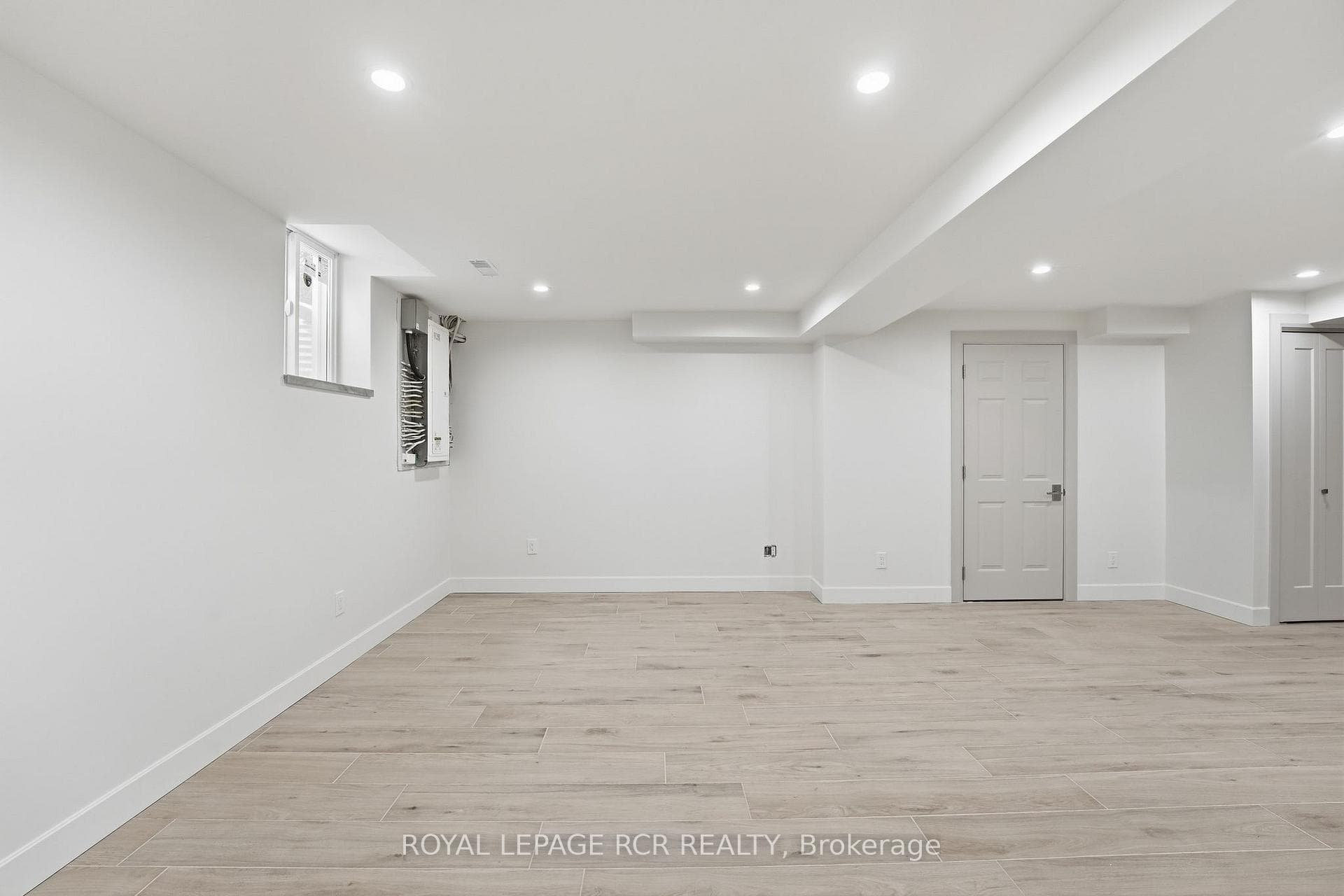 74 Old Yonge Street photo 18