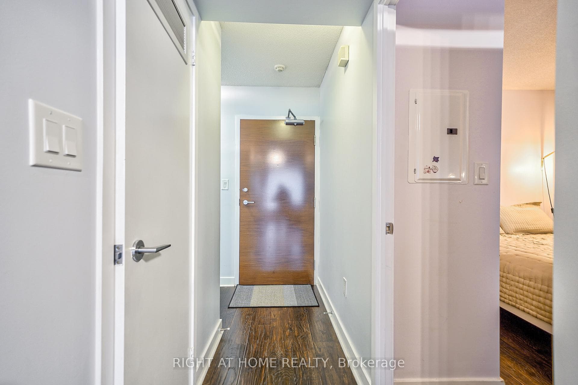 10 Capreol Court Unit 630 photo 3