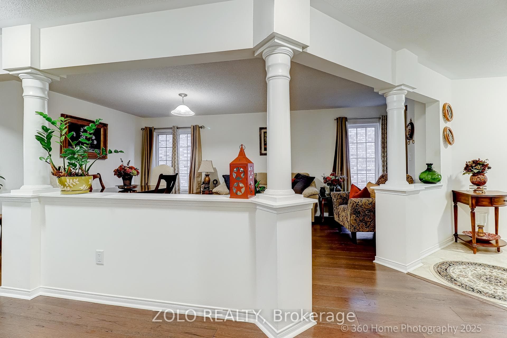2012 Queensbury Drive photo 7