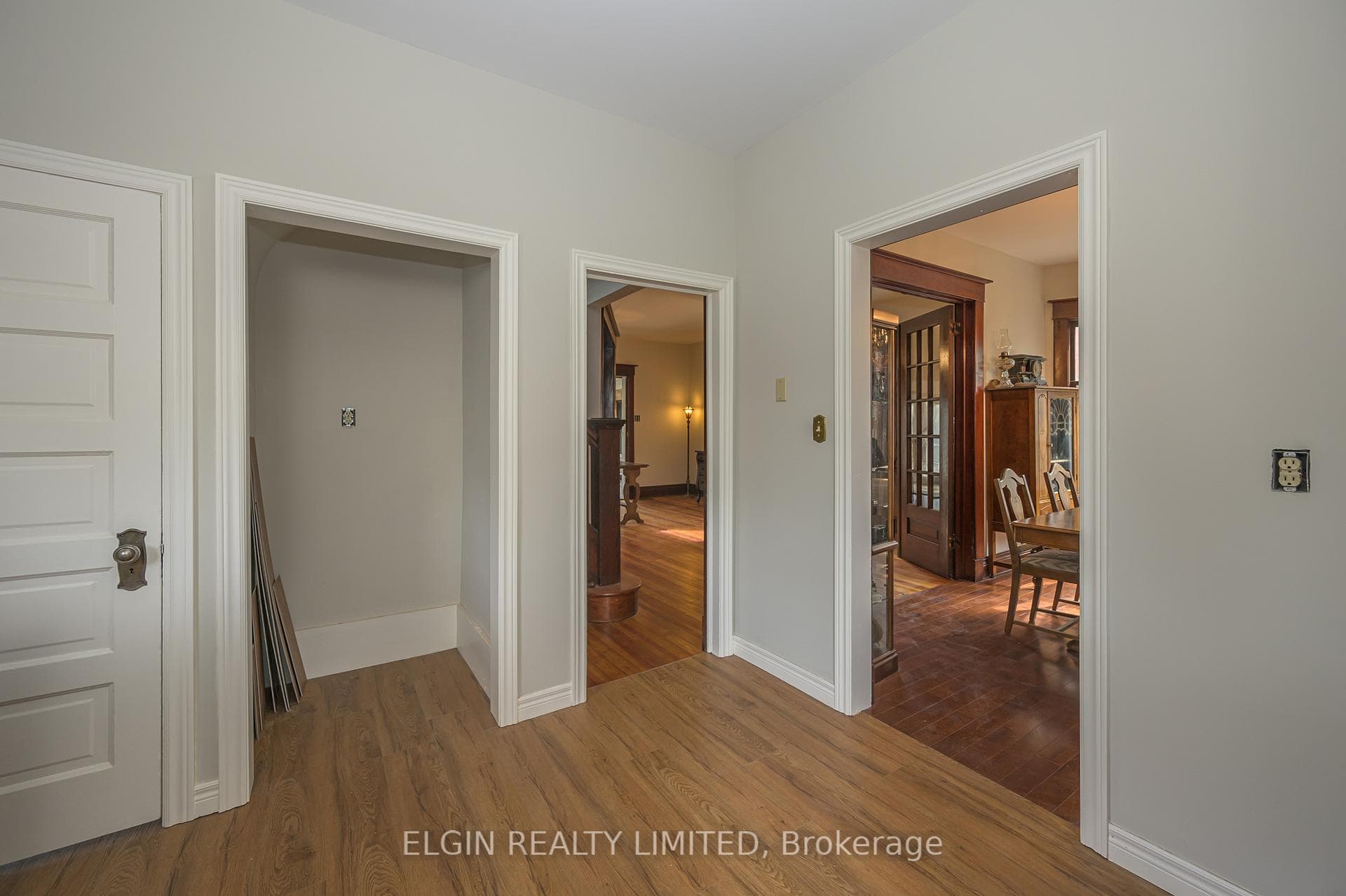 83 Myrtle Street photo 16