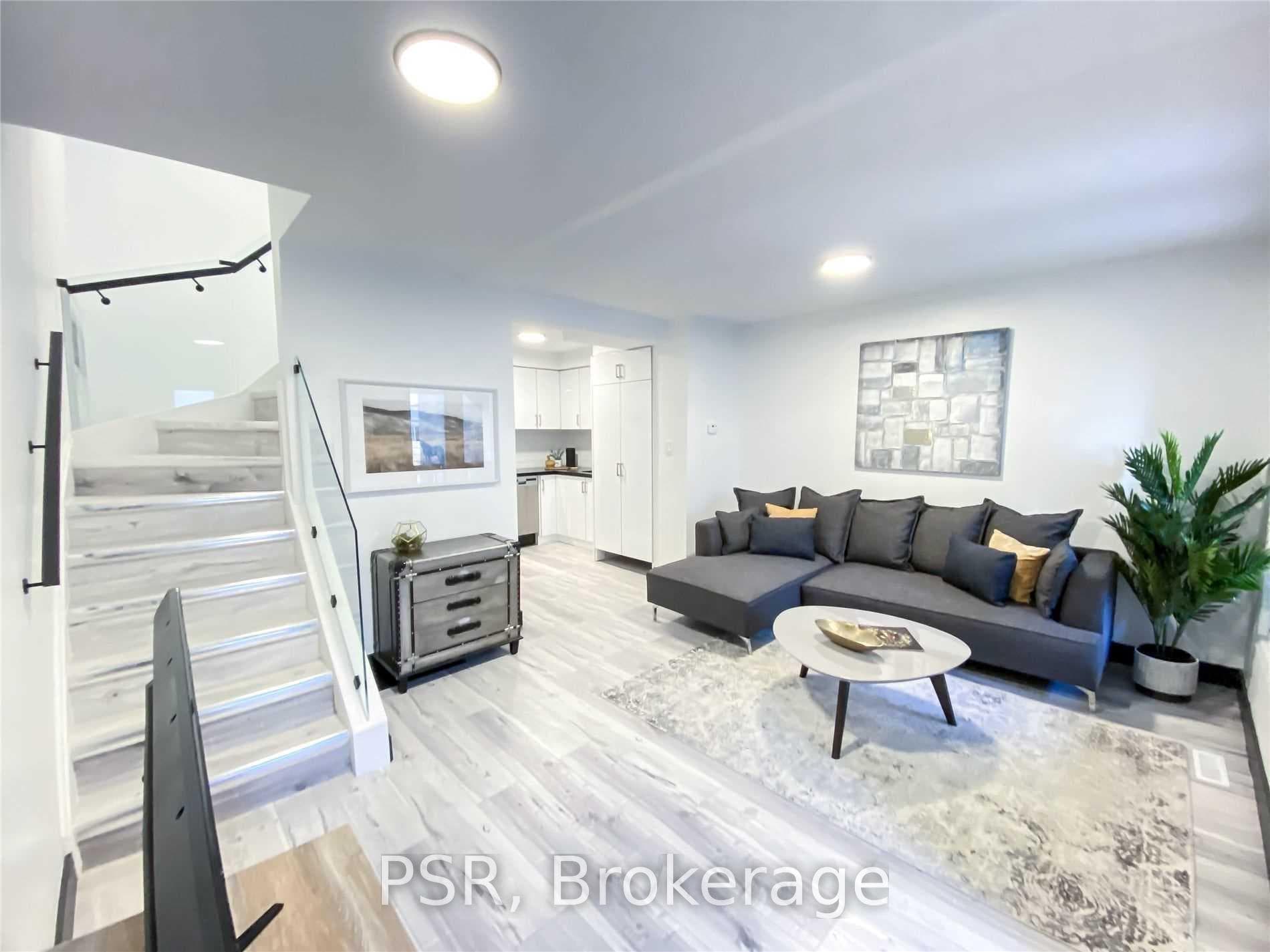 2 Blackthorn Avenue Unit 20 photo 1