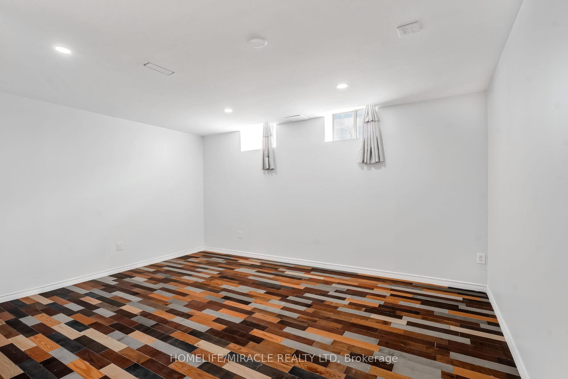 7836 Hoptree Road photo 44