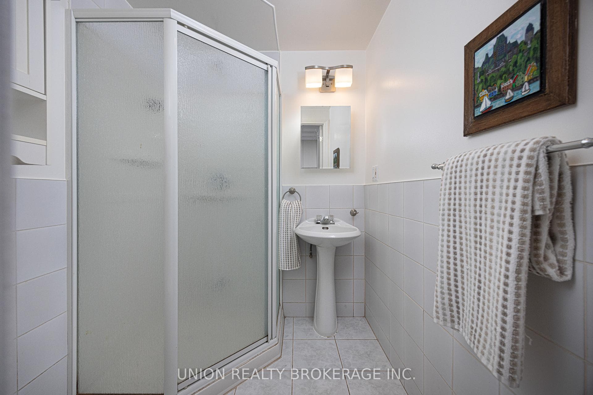 51 Pine Crescent photo 24