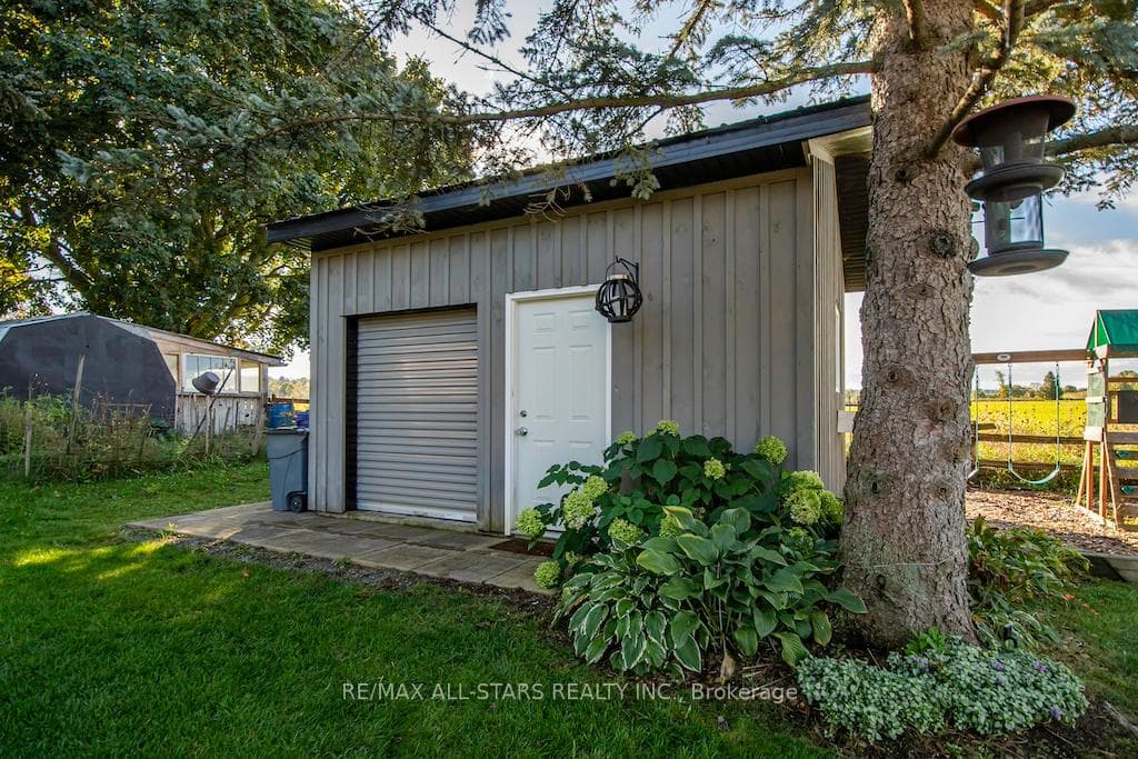 1418 Hwy 7A N/A photo 28