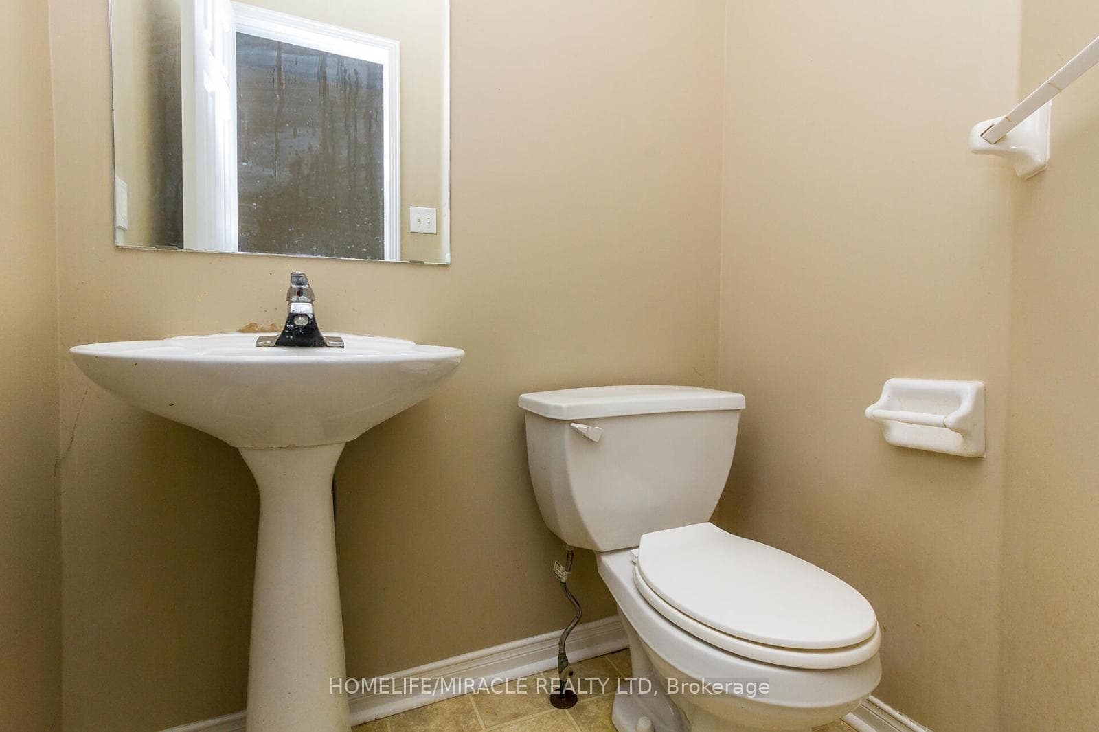 6 Sinclair Court photo 9