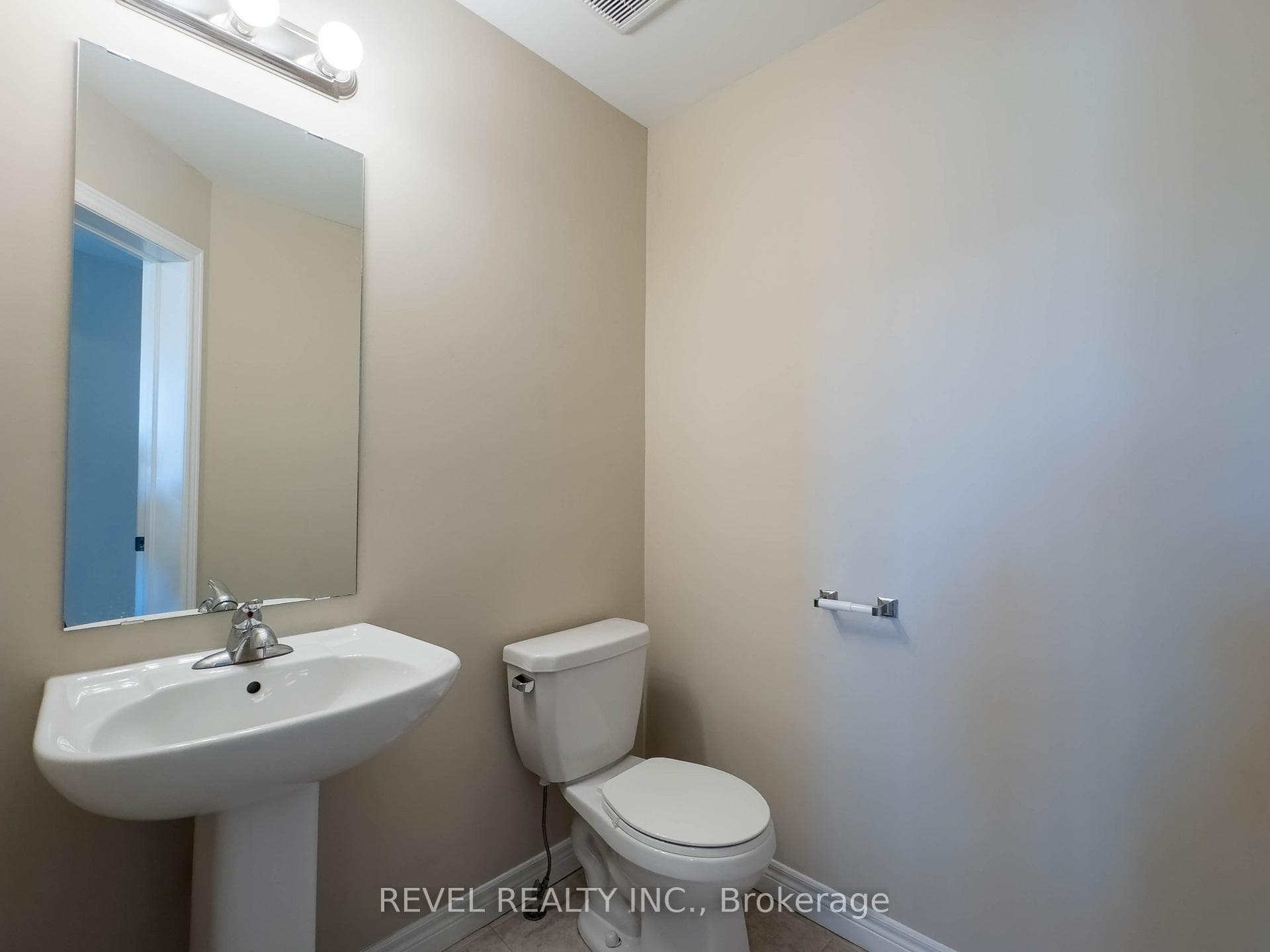 258 Dalgleish Trail photo 10