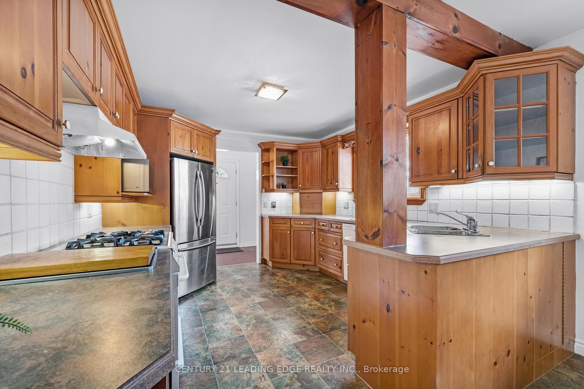 121 Twyn Rivers Drive photo 12