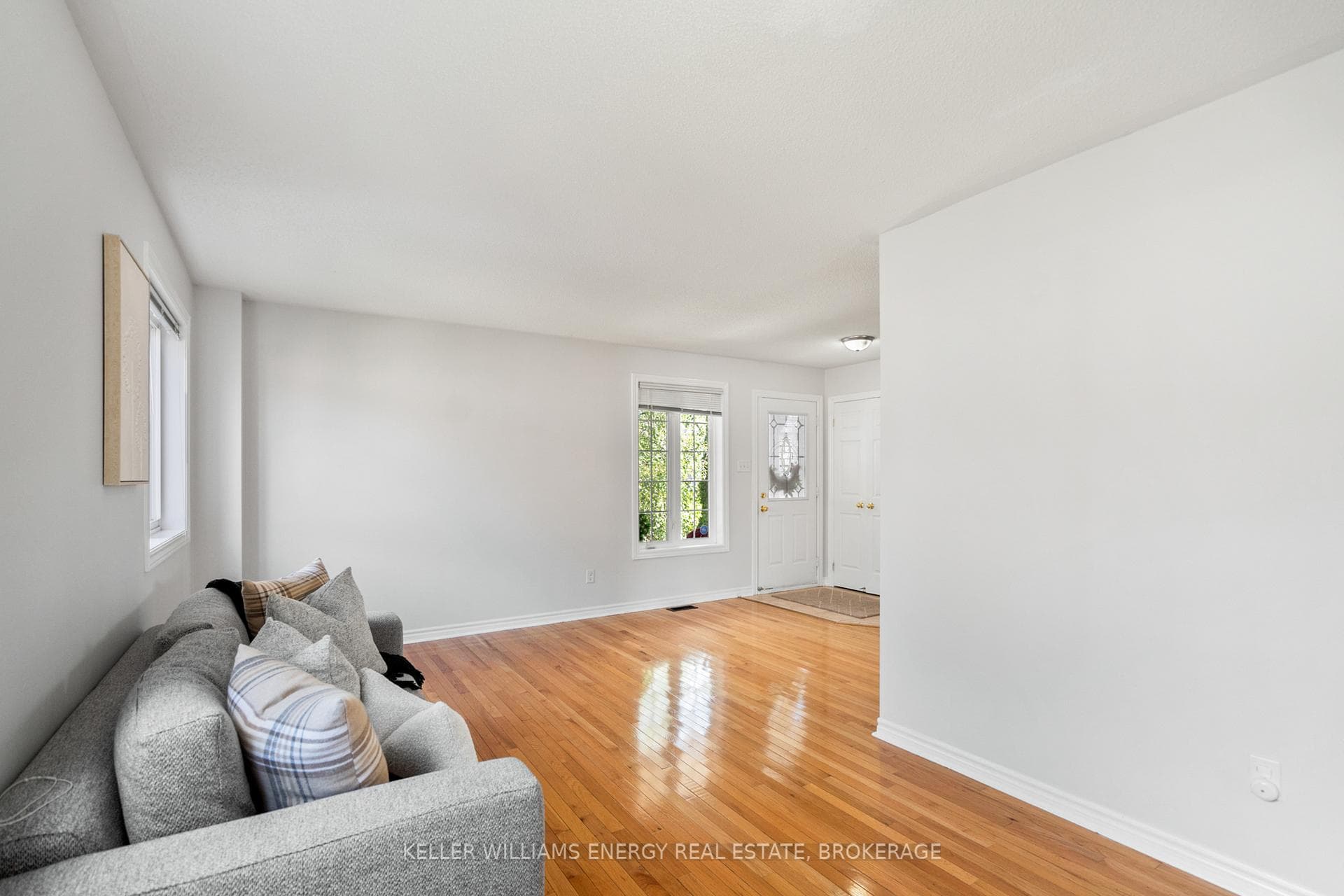 82 Bird Street photo 8