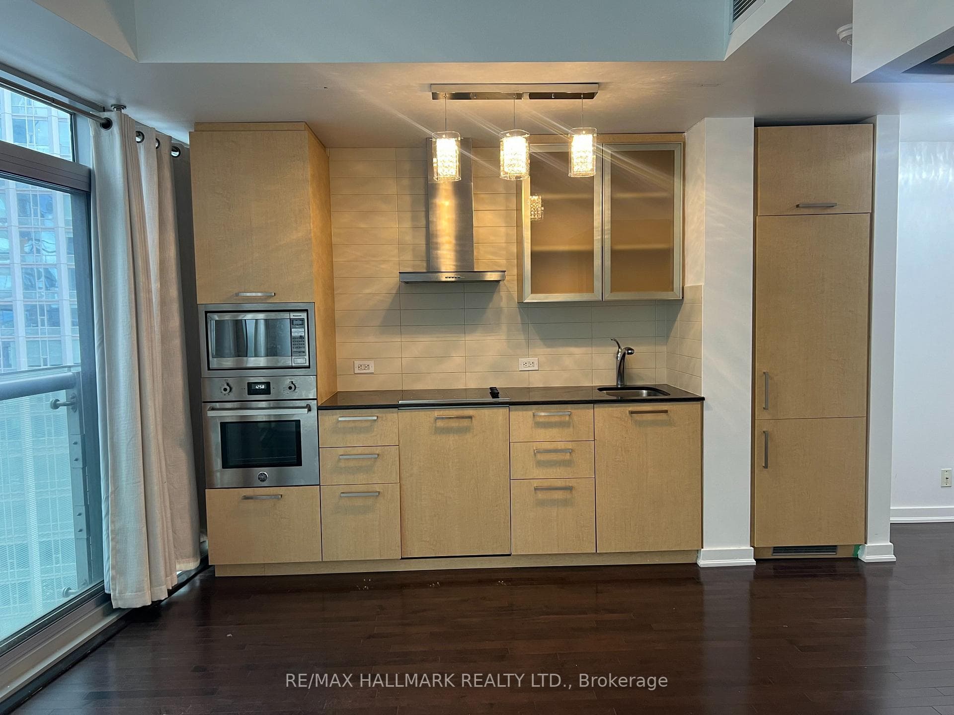 12 York Street Unit 3501 photo 12