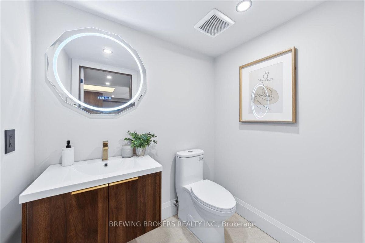 3600 Yonge Street Unit 737 photo 6