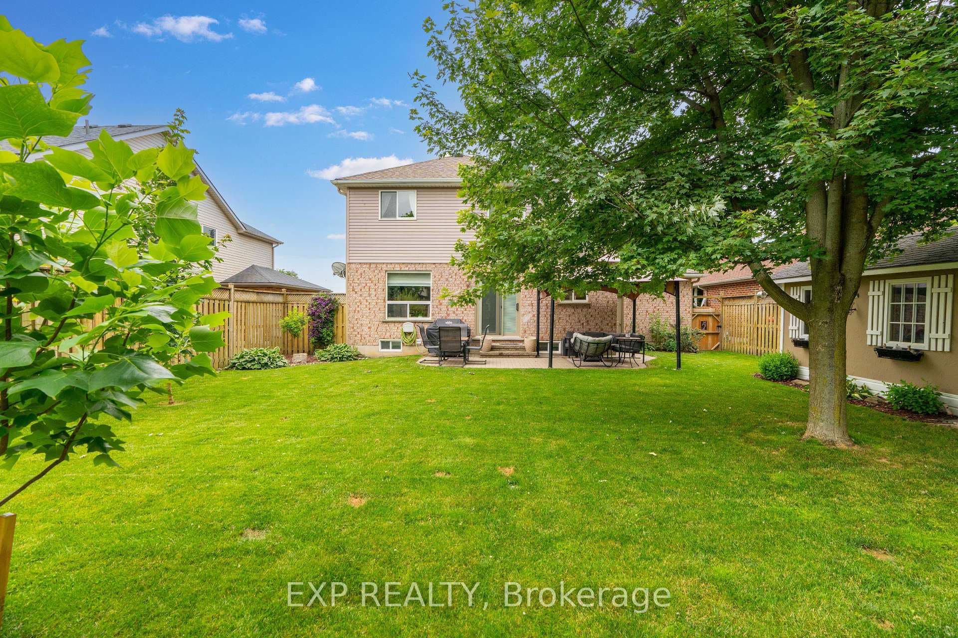 4 Primrose Drive photo 38