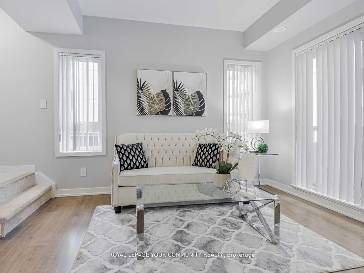 E18 50 Orchid Place Unit Room 1 photo 11