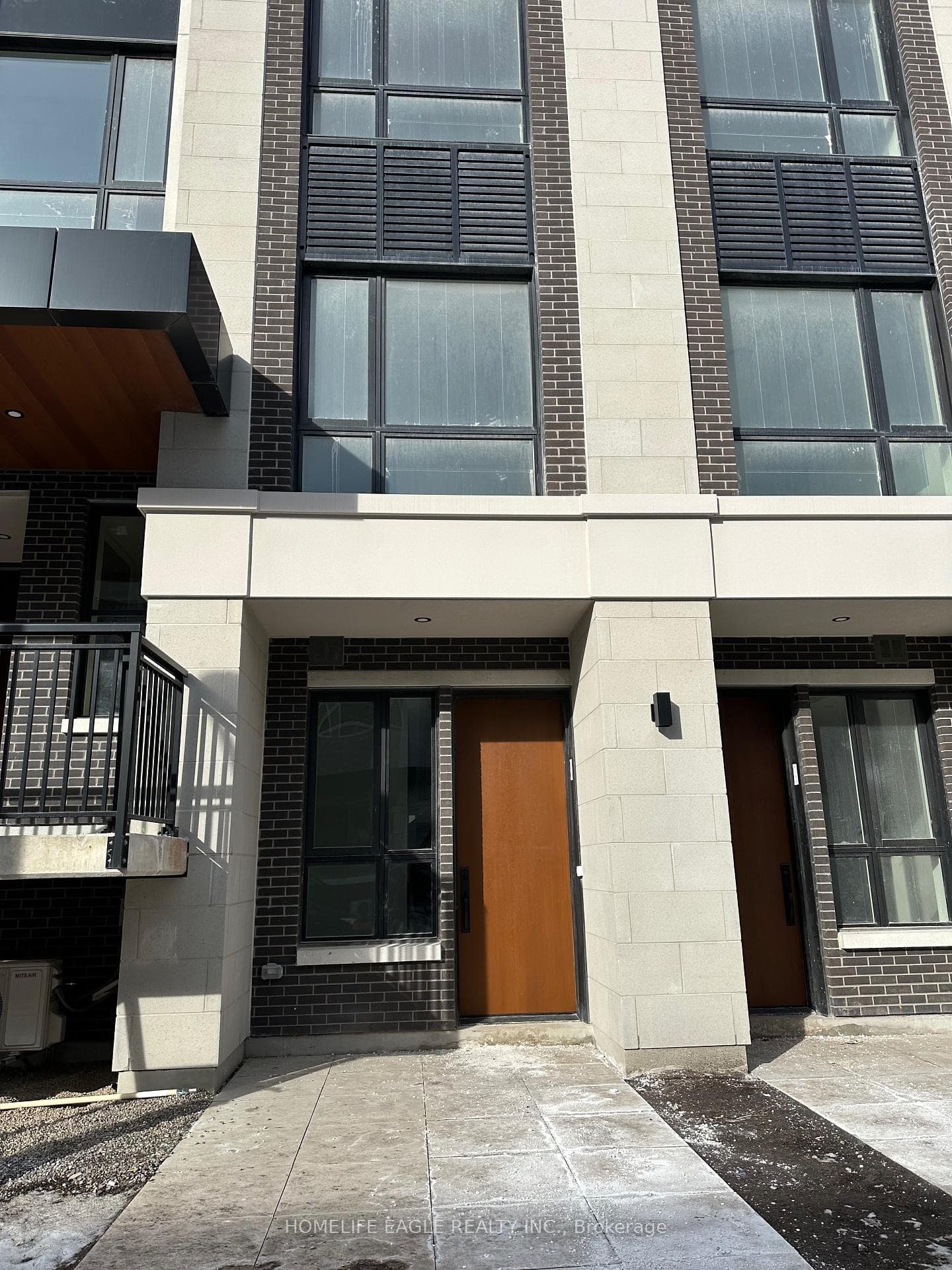 8 Walder Lane Unit 106 photo 1