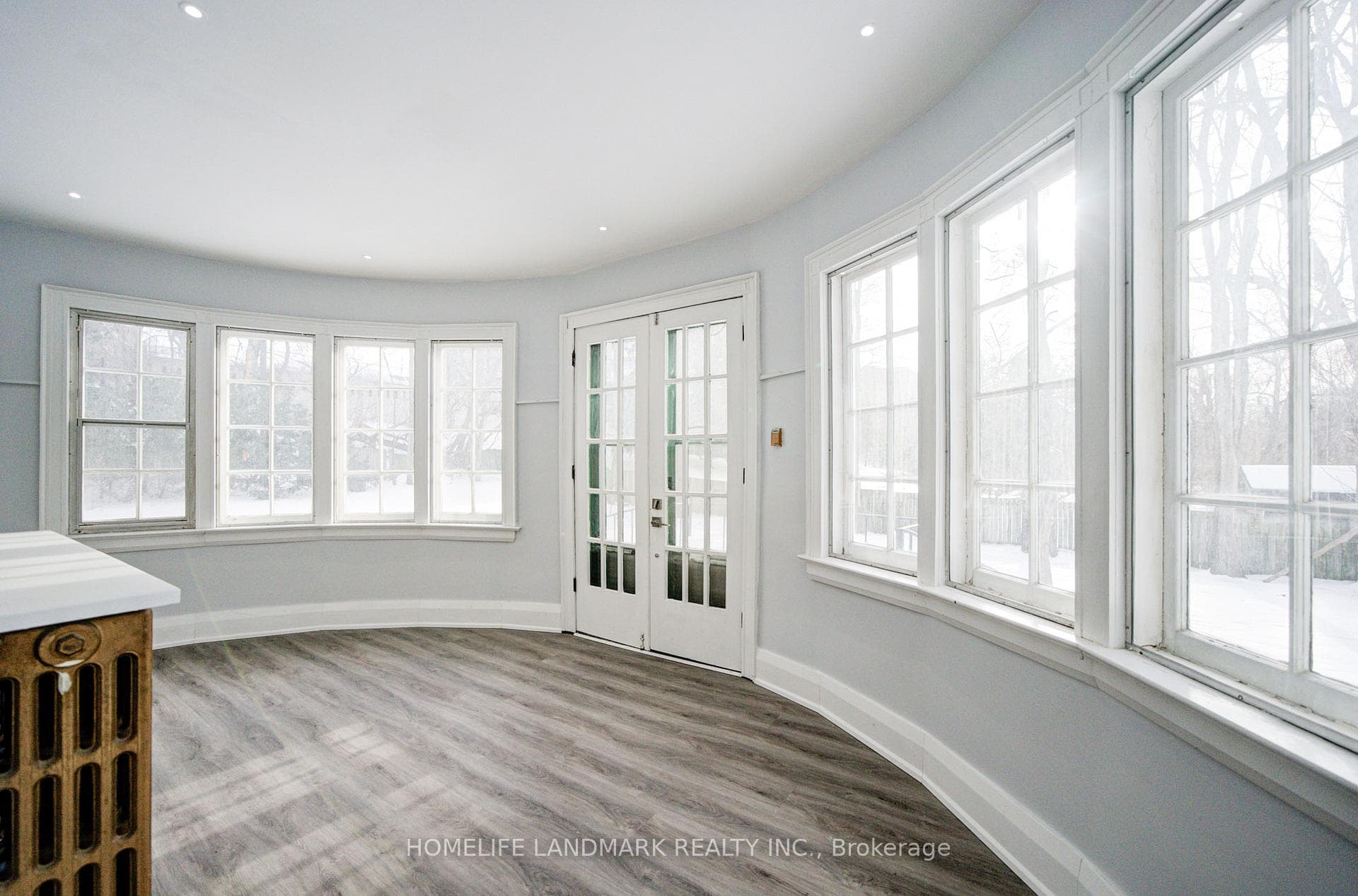 119 Robinson Street photo 10