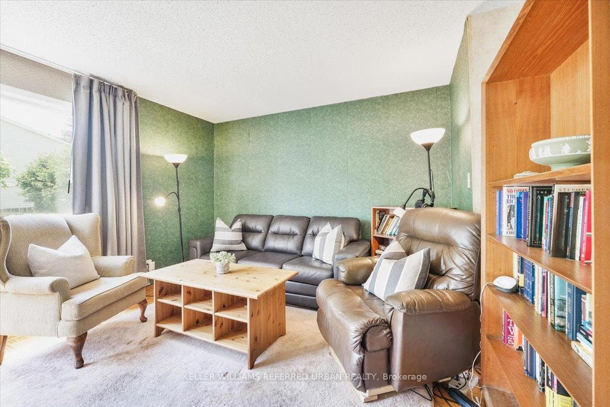 163 Freshmeadow Drive photo 6
