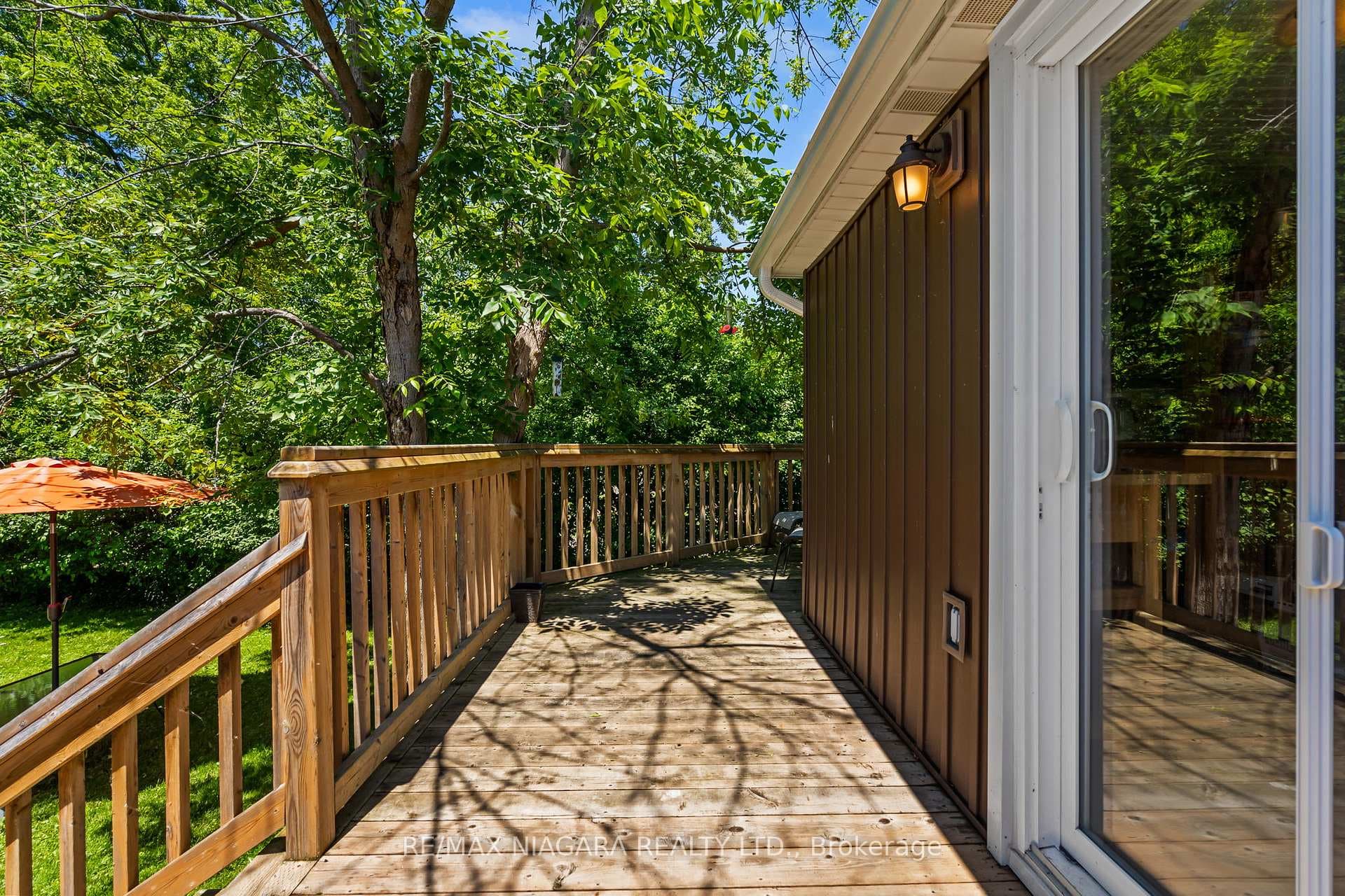 24 Forest Avenue photo 28
