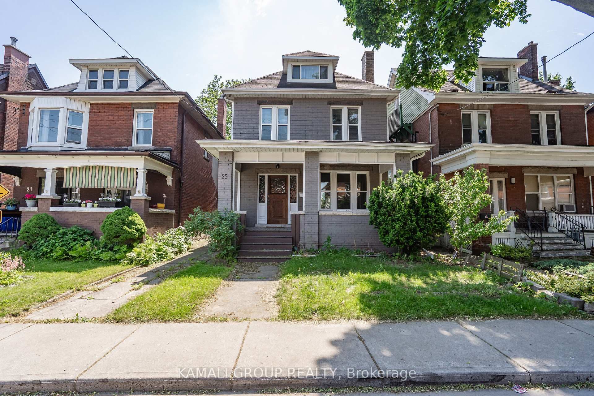 25 Spadina Avenue, MAIN
