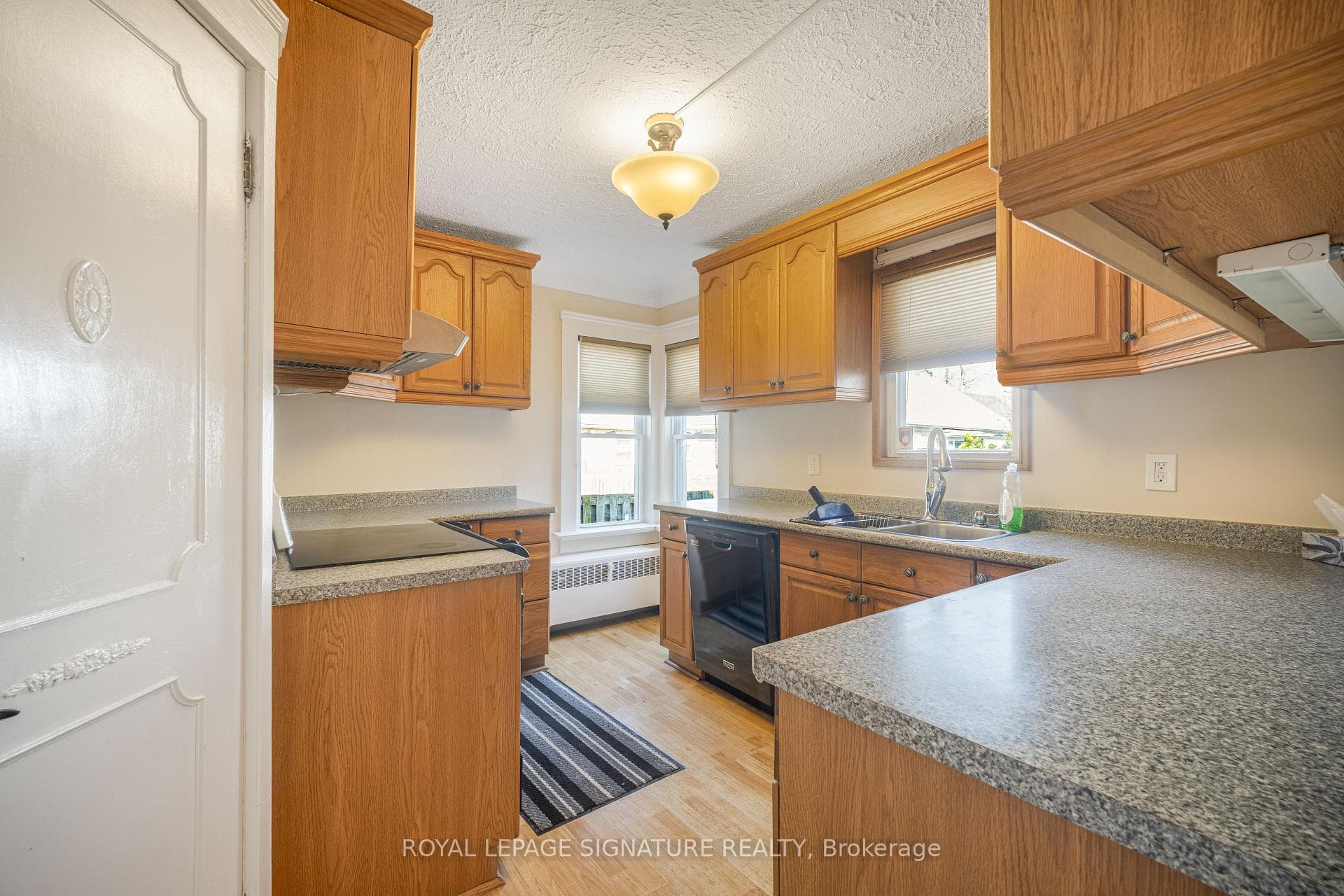 141 York Street photo 20