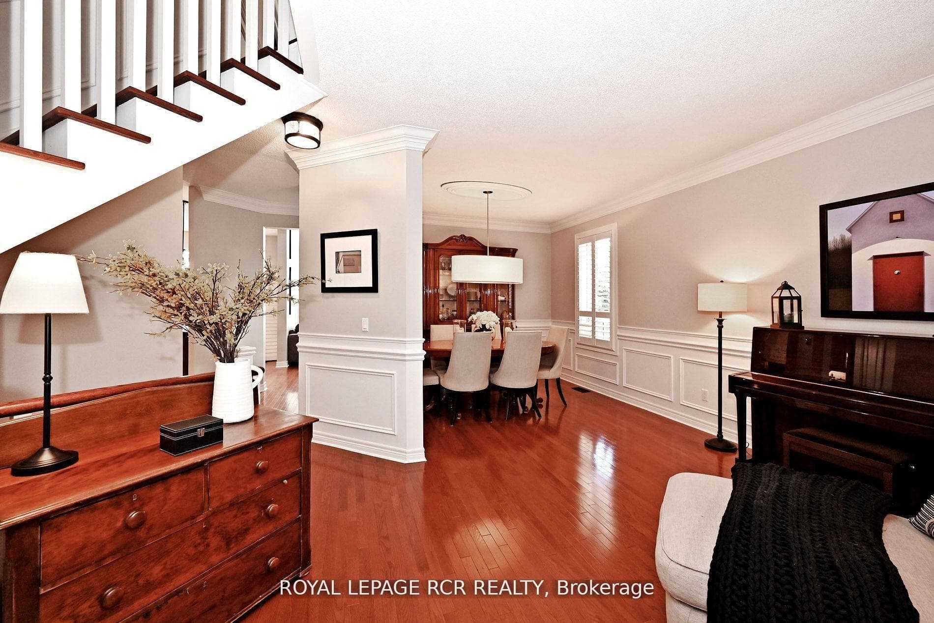 142 Regatta Avenue photo 5