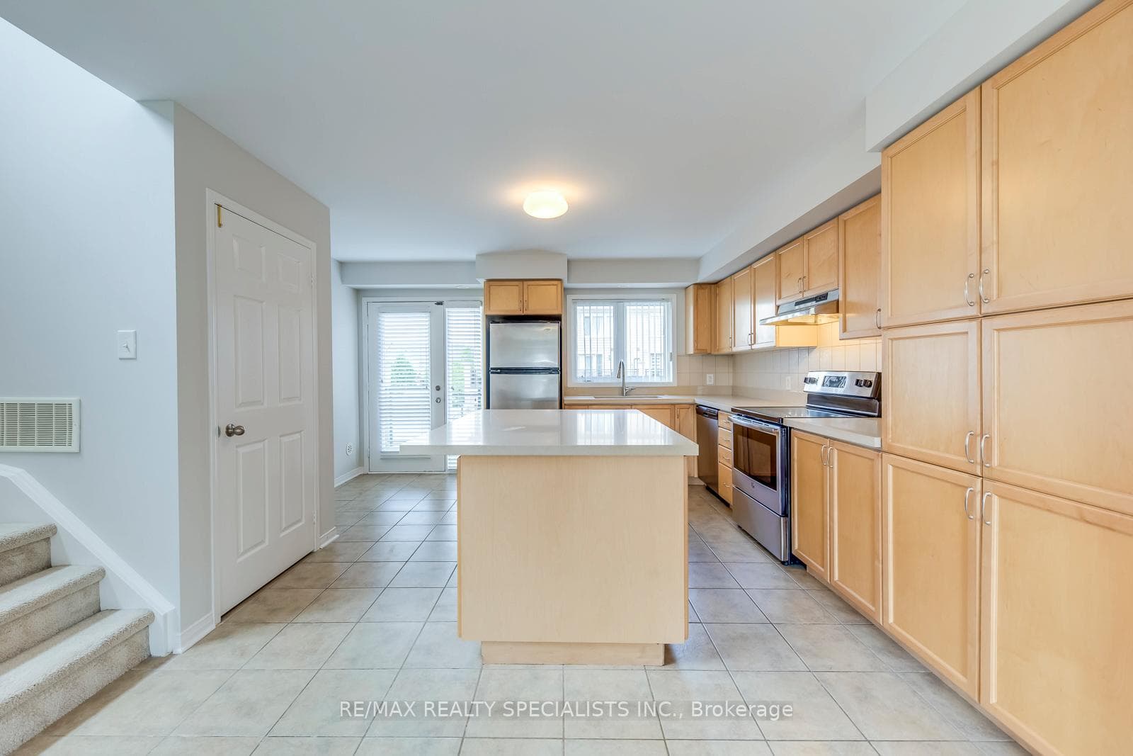 3050 Erin Centre Boulevard Unit 192 photo 9