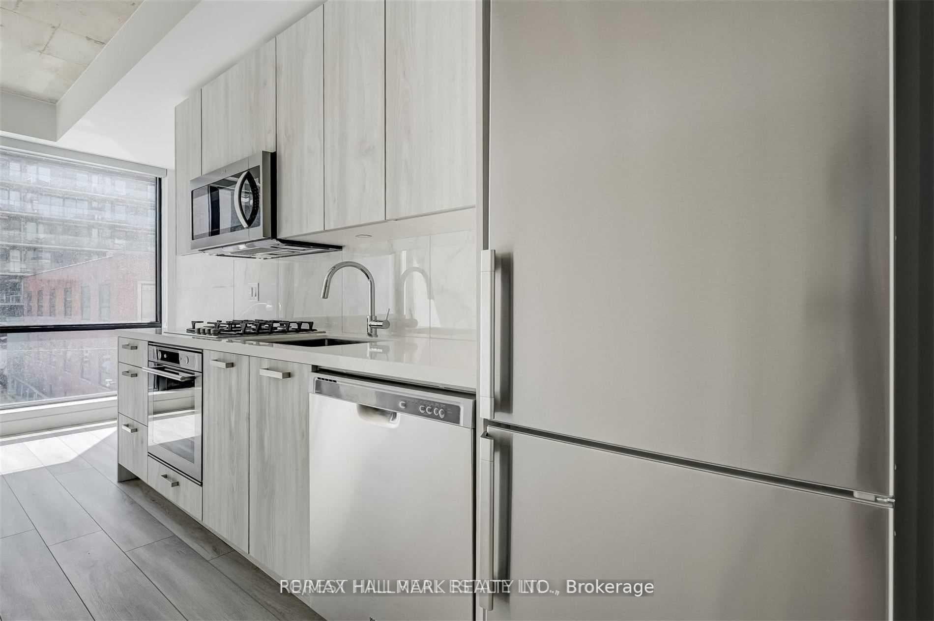 458 Richmond Street Unit 205 photo 9